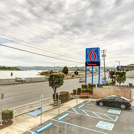 Motel 6-Coos Bay, Or Bagian luar foto